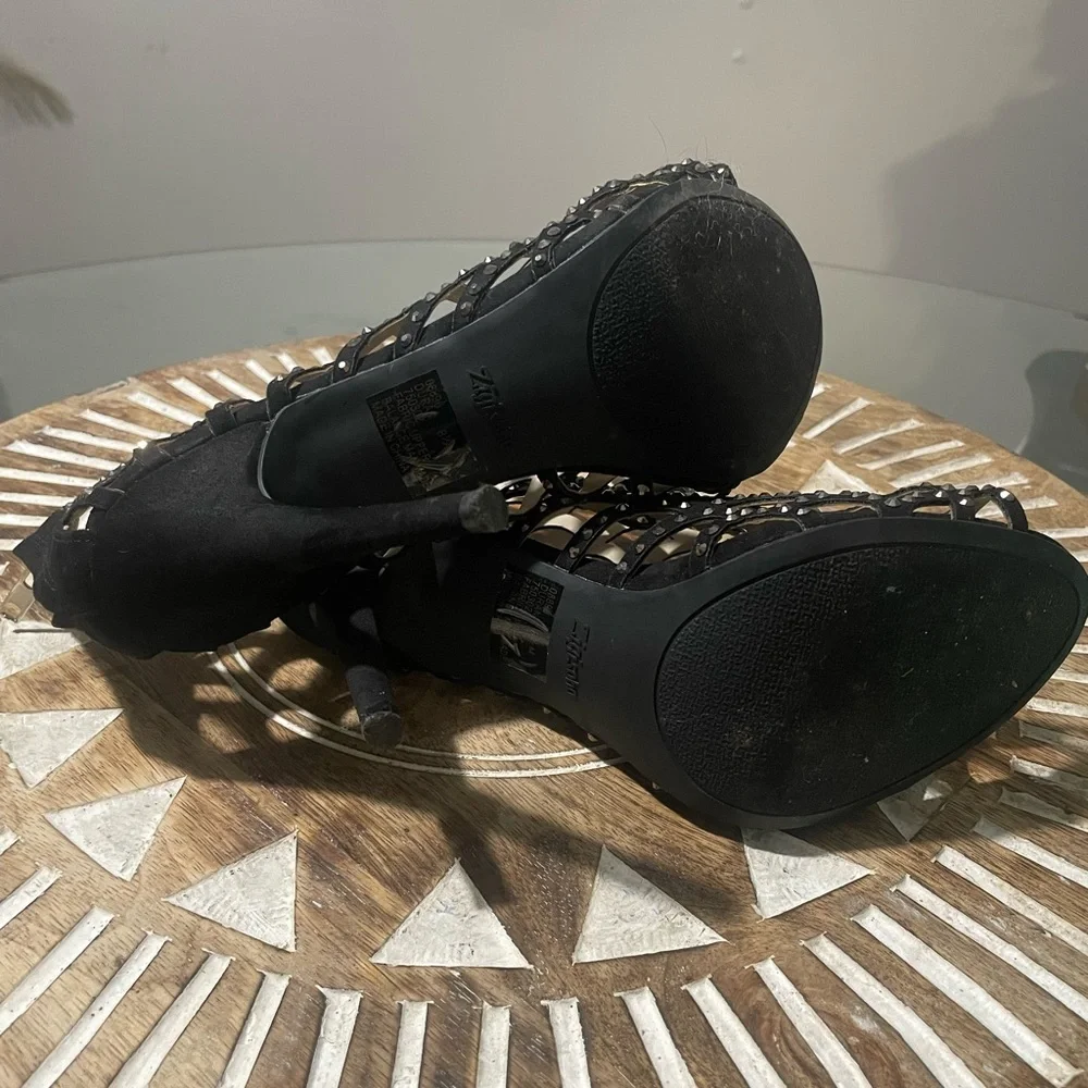 Zigi Soho Duran black rhinestone caged heels size 8.5 woman shoe - Picture 9 of 10